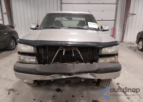 2003 Chevrolet Silverado 1500 Ls z USA, uszkodzony, nr VIN 2GCEK19T931313298
